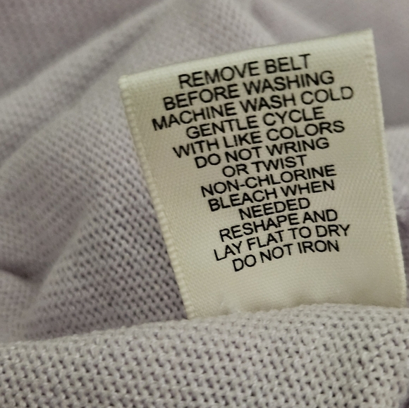 Lilac light purple lavender short sleeves gold tone belt rayon knit dress S - Picture 12 of 12